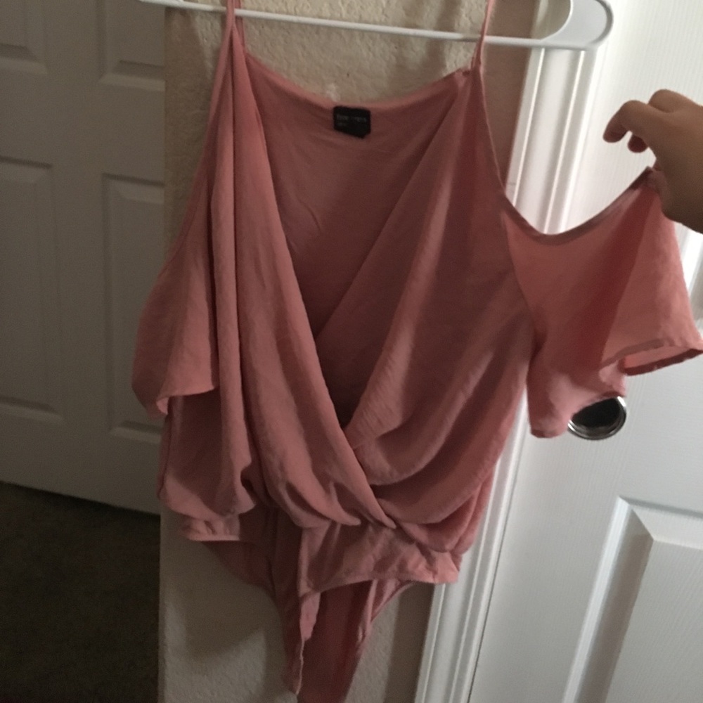 🌸Salmon pink bodysuit🌸